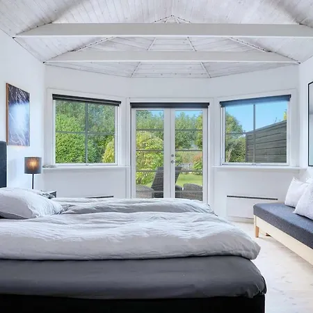 Апартаменты Luxe Summerhouse *