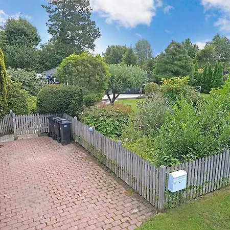 Апартаменты Luxe Summerhouse *